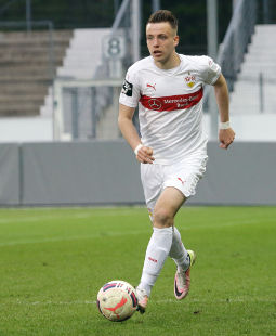 /?proxy=REDAKTION/News/2016-2017/Max-Besuschkow_VfB-255x310.jpg