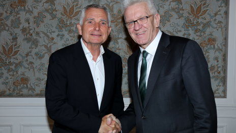 /?proxy=REDAKTION/Verein/News/20161124-Besuch-Wolfgang-Dietrich-bei-Winfried-Kretschmann-464x261.jpg